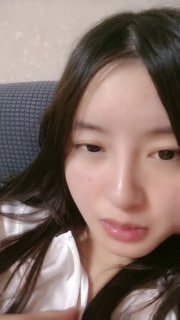 甜美乖巧邻家妹妹!一脸呆萌自慰秀!掰开骚穴流出白浆